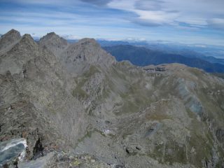 Dalla Meidassa al Granero, con in basso il rifugio Giacoletti