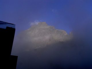 il viso ovest, si burla di noi al Vallanta