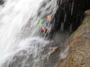 Fabrizio sotto cascata