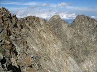 Lo sguardo verso la cresta Nord a destra il monte Stella