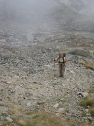 salita ripida e faticosa sotto la cima