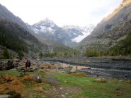 dal pianoro dell'Alpe Ventina verso la morena del ghiacciaio