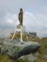 la bella Madonnina di vetta