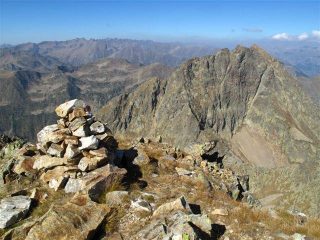 La Maladecia vista dalla vetta