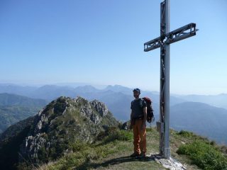 In vetta alla Corna di Savallo