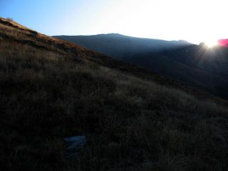 l'alba a metà strada