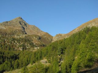 Corno del Lago con il profilo della cresta di salita