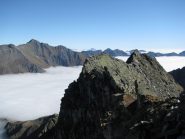 Cresta del Cavallo e... mare di nebbia!