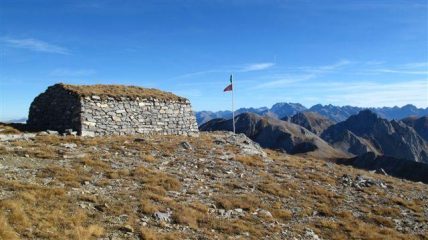 La truna bivacco sulla cima