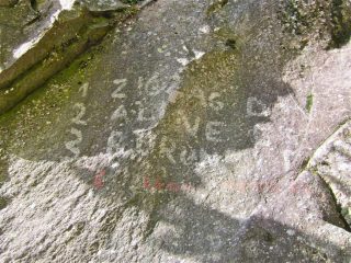 scritte alla base delle vie