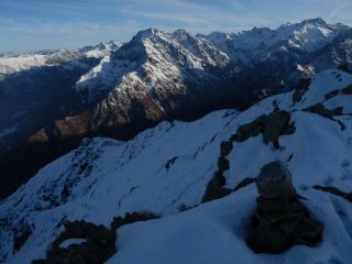 Dalla vetta, vista sul crestone di salita