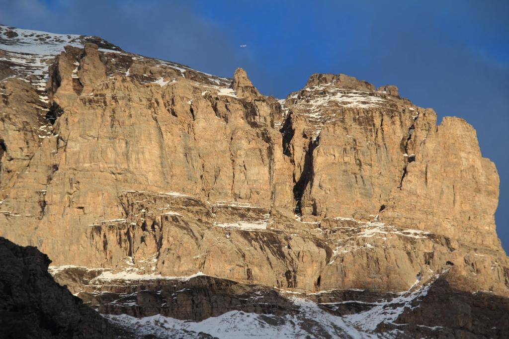 contrafforti rocciosi della Punta Quattro Sorelle (29-10-2011)