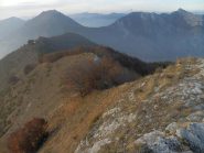 salendo il crestone che porta alle Punte Giaime e Splaiera