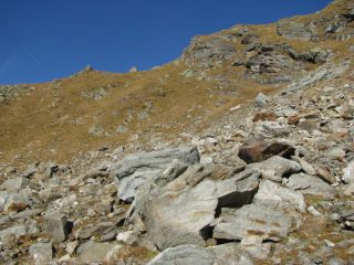 Salendo la prima conca detritica