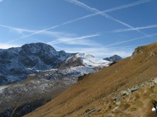 Lungo traverso per il colle