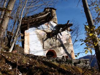 resti della chiesa di Cauri