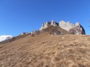 06 - Vista insolita sui Denti di Chiomonte da SE