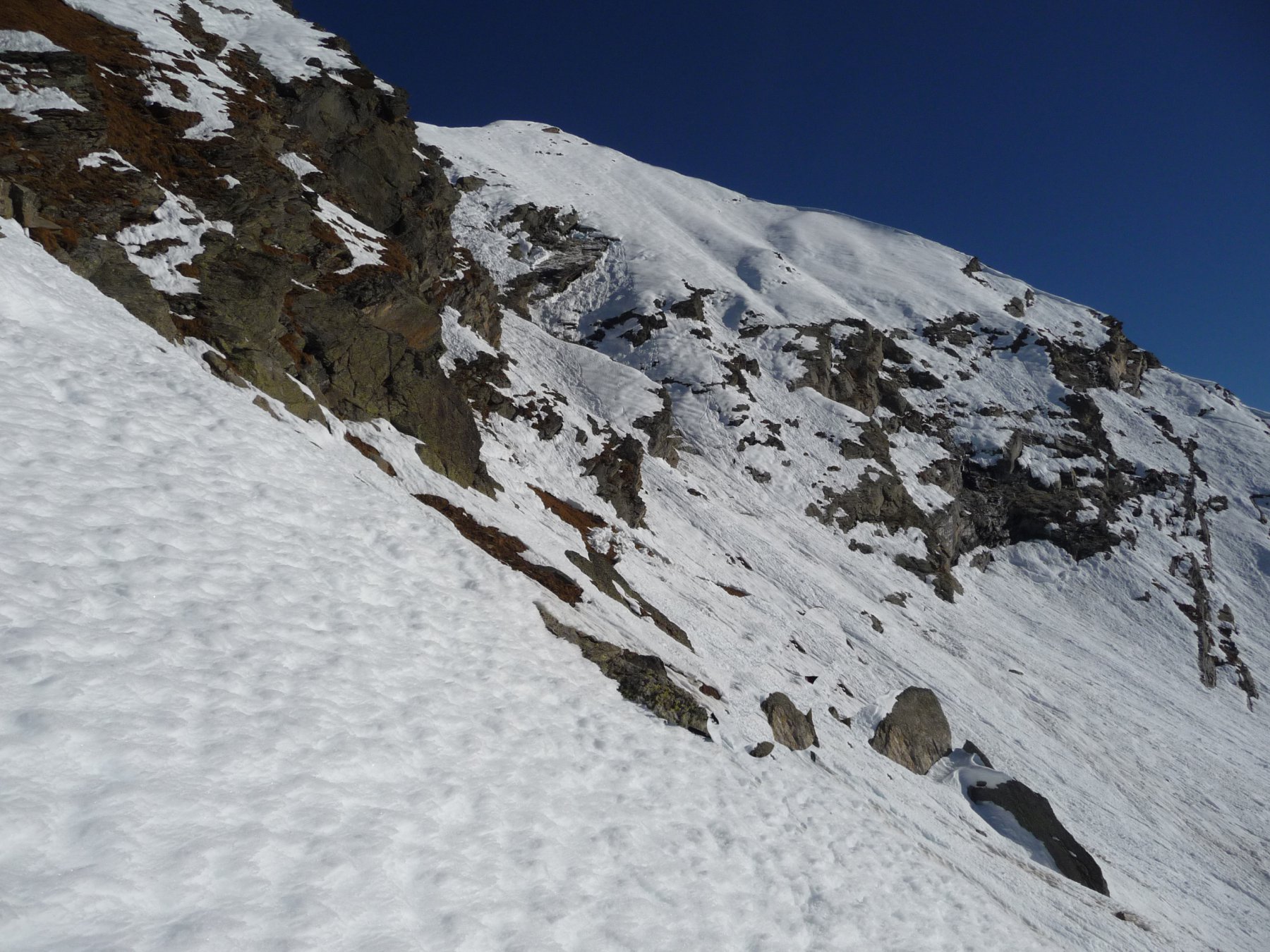 il traverso sospeso verso la parete SO