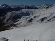 scendendo verso il Gias Sup. del Saut, si vede bene la cararreccia che  arriva da Prà Gardon, e quindi da S.Giacomo di Demonte
