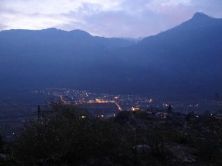 le prime luci nel fondovalle