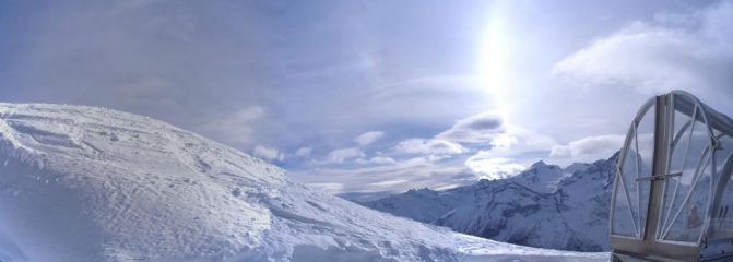 in vetta  con la cresta ed il panorama sulla Grivola...