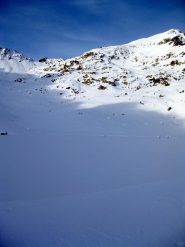 lago soprano,a sin la salita a destra la vetta