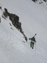 Salendo, ramponi ai piedi