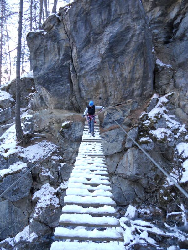 Una delle numerose passerelle