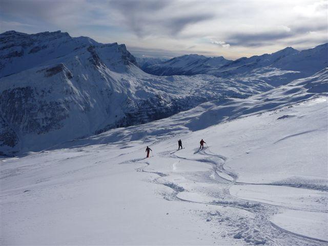 Discesa con vista sul passo del S.Bernardino