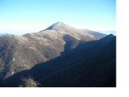 Il M.Birrone scendendo in anello..a dx e il colle Birrone...