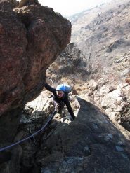 Antonella lungo la via