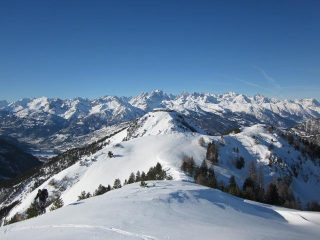 dalla cima...si vedono la Cochette e l'Infernet