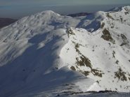 Discesa verso il colletto e salita ai Fortini di Crosa.
