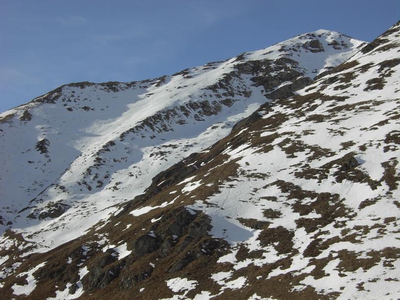 Dall'angolo in basso a sx nella foto il percorso di salita.