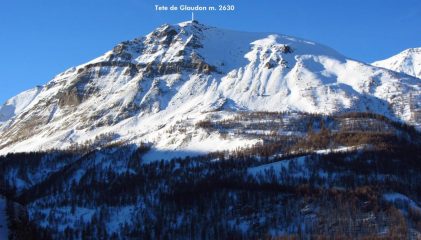 prime luci del sole sul lato destro del Vallon de la Moutière (1-1-2012)