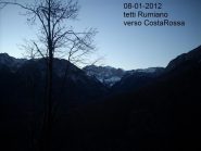 sulla stradina salendo verso il sole....