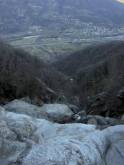 in basso la Dora Baltea