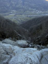 in basso la Dora Baltea