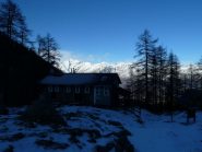 Il Rif. Toesca ed il Rocciamelone sullo sfondo.