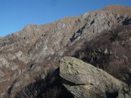 in cresta a sx il lontano m. alto