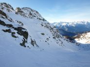 Il ripido canale tra il Monte Bieteron e Punta Valfredda che sale verso Colle Valnera