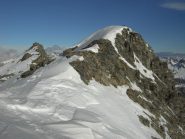 Anticima est,a sx la vetta.