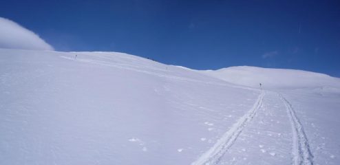 in vista del roccione e della vetta...
