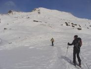 la punta e tanta gente che sale