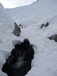 unico buco nella gorgia