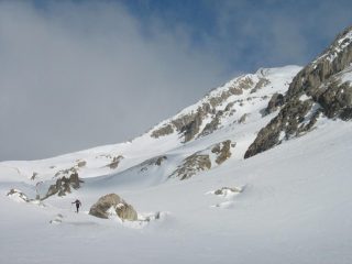 sulla destra il vallone di salita