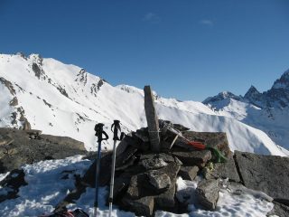 In cima