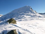 Punta Lazoney (2579 m) in vista