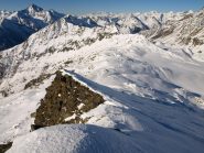 Panorama verso Ovest da Punta Lazoney. Al centro Colle Lazoney