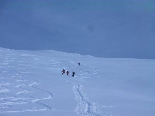 divertimento di gruppo in discesa